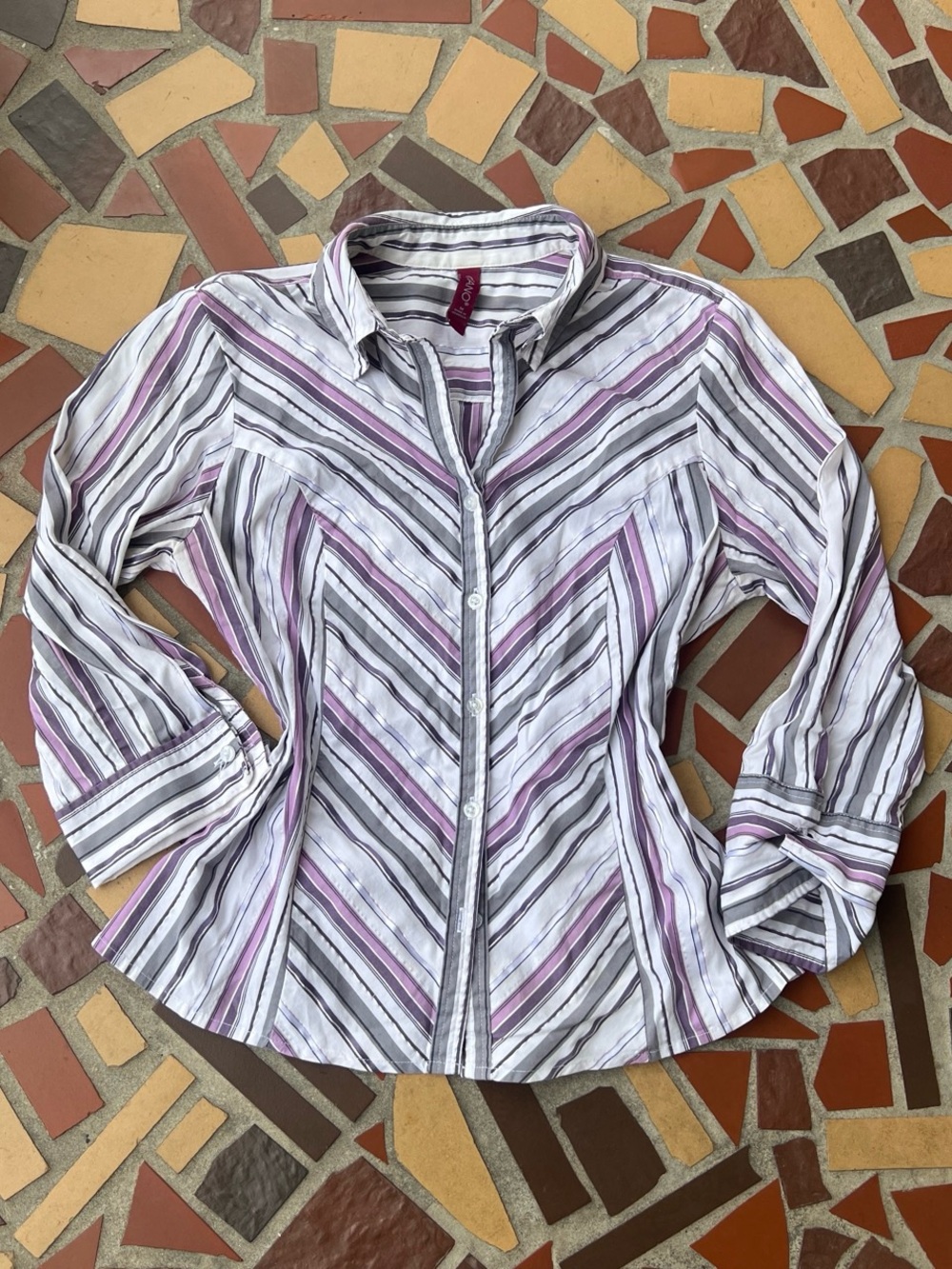 Y2K Style Office Siren Gitano Striped Button-Up Blouse in Lavender, Gray